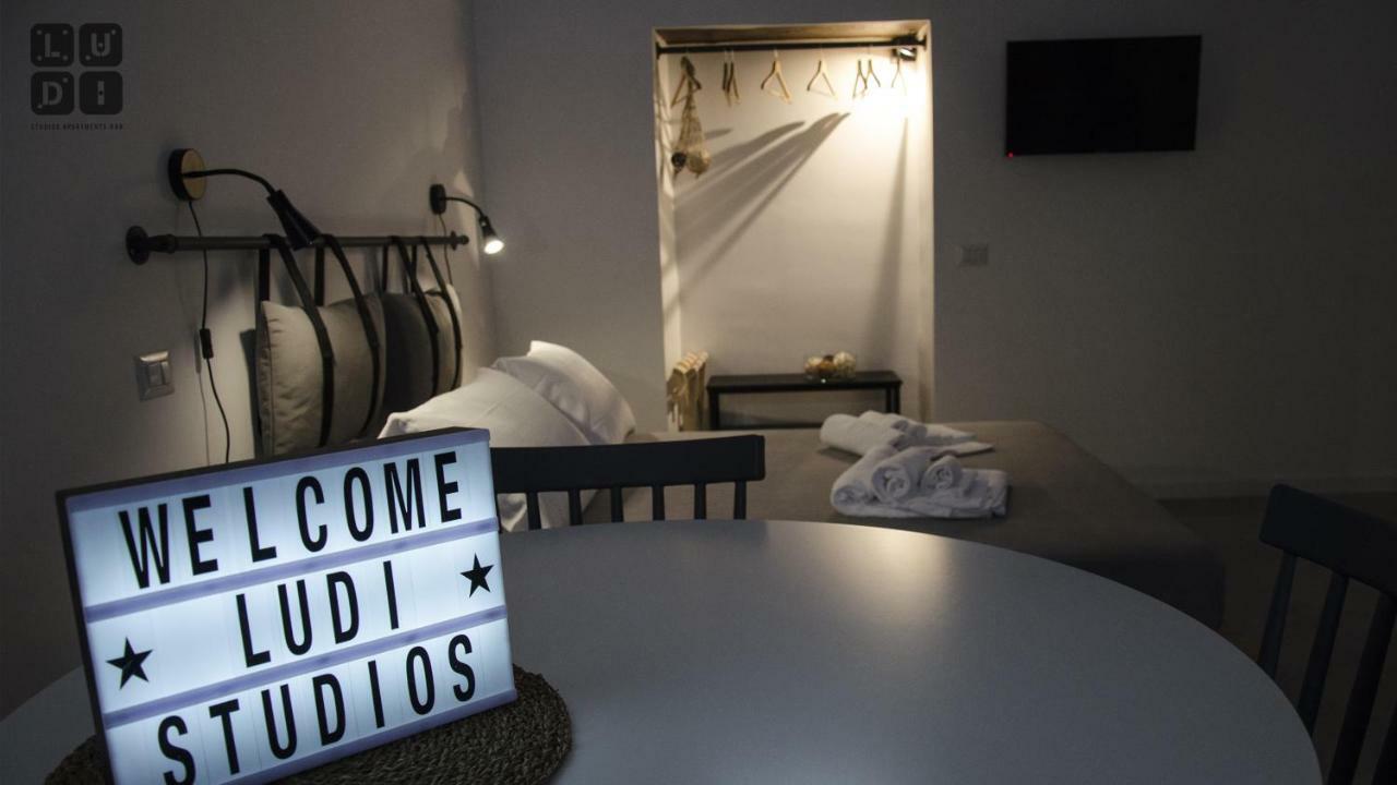 Ludi Studios Pompéi Extérieur photo